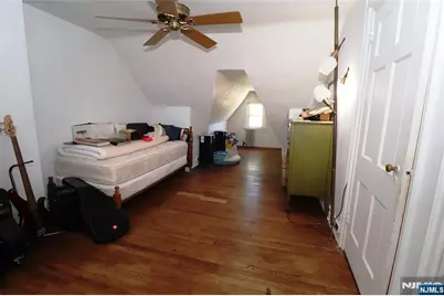 348 Plaza Road, Fair Lawn, NJ 07410 - Photo 12