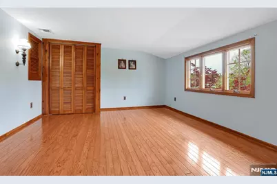 15 Stephen Avenue, Lincoln Park, NJ 07035 - Photo 22
