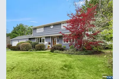 15 Stephen Avenue, Lincoln Park, NJ 07035 - Photo 2
