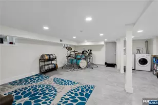 330 Murray Ave, Englewood, NJ 07631 - Photo 38