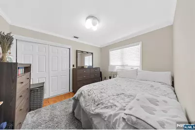 29 Pine Street, Lodi, NJ 07644 - Photo 14