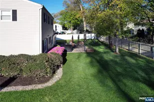 25 Debbie Ct, Wayne, NJ 07470 - Photo 26