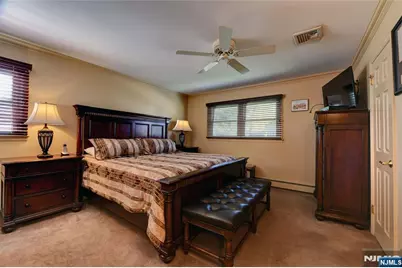 25 Debbie Court, Wayne, NJ 07470 - Photo 20