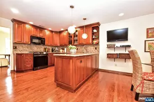 30 N Bayard Ln, Mahwah, NJ 07430 - Photo 18