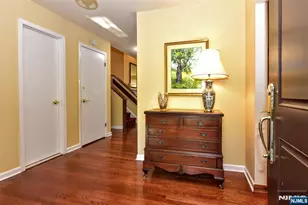 30 N Bayard Ln, Mahwah, NJ 07430 - Photo 4