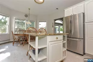 540 Burlington St, Paramus, NJ 07652 - Photo 10