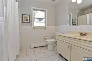 540 Burlington St, Paramus, NJ 07652 - Photo 24