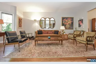 540 Burlington Street, Paramus, NJ 07652 - Photo 4
