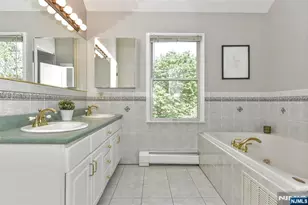 540 Burlington St, Paramus, NJ 07652 - Photo 20