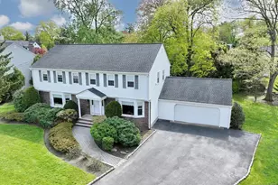 544 Hague Ct, Oradell, NJ 07649 - Photo 2