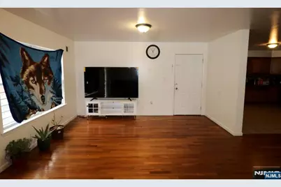 91-93 Chadwick Avenue, Newark, NJ 07108 - Photo 4