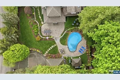 203 Heights Road, Ridgewood, NJ 07450 - Photo 36