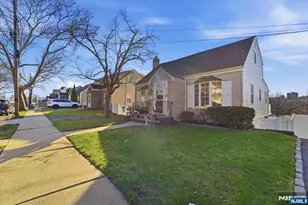 21 Park Pl, Kearny, NJ 07032 - Photo 2