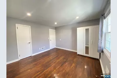 304 Shaler Boulevard, Ridgefield, NJ 07657 - Photo 12
