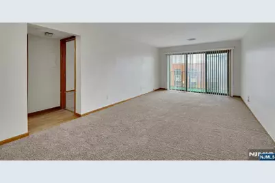 9249 John F Kennedy 420 #420, North Bergen, NJ 07047 - Photo 6