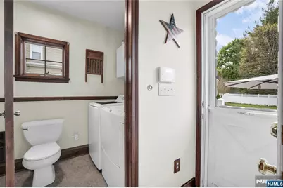 152 Long Hill Road, Little Falls Township, NJ 07424 - Photo 34