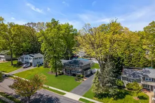 53 Smithfield Rd, Waldwick, NJ 07463 - Photo 40