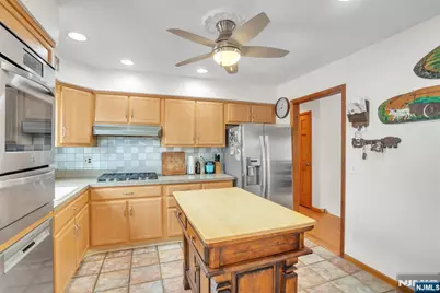 12 Stafford Drive, Wanaque, NJ 07465 - Photo 8