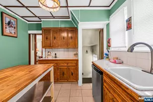 1281 Longfellow Ave, Teaneck Township, NJ 07666 - Photo 24