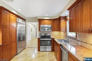 15 Upper High Crest Dr, West Milford, NJ 07480 - Photo 10