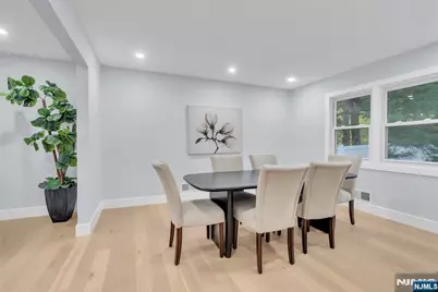 76 Point View Parkway, Wayne, NJ 07470 - Photo 10