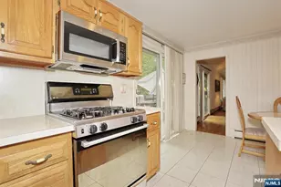51 Palisade Ave, Emerson, NJ 07630 - Photo 14