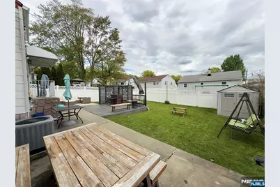 318 Cumberland Avenue, Paterson, NJ 07502 - Photo 16