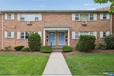 1-29 Virginia Drive 129B #129B, Fair Lawn, NJ 07410 - Photo 2