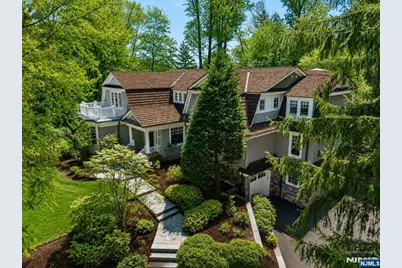 14 Coach Lane, Upper Saddle River, NJ 07458 - Photo 2