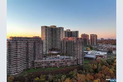 200 Winston 109 #109, Cliffside Park, NJ 07010 - Photo 48