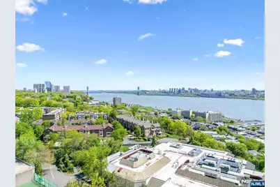 200 Winston 109 #109, Cliffside Park, NJ 07010 - Photo 40