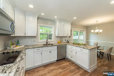 5 Robin Hill Road, North Caldwell, NJ 07006 - Photo 14