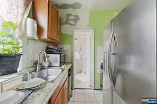 442 Paulison Ave, Passaic, NJ 07055 - Photo 14