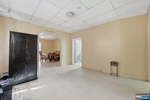 442 Paulison Ave, Passaic, NJ 07055 - Photo 20