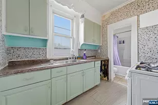 442 Paulison Ave, Passaic, NJ 07055 - Photo 28