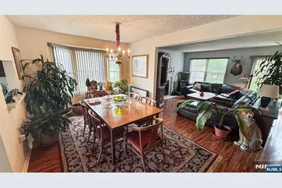 1051 Ash Drive, Mahwah, NJ 07430 - Photo 4