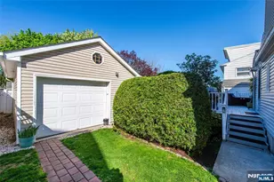 275 Springfield Ave, Hasbrouck Heights, NJ 07604 - Photo 28