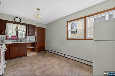 65 Crosby Avenue, Paterson, NJ 07502 - Photo 4