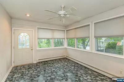 51 Chestnut Drive, Wayne, NJ 07470 - Photo 20