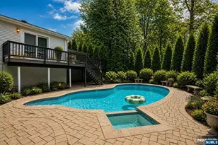 51 Chestnut Dr, Wayne, NJ 07470 - Photo 4