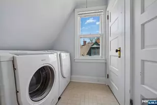 215 Inwood Ave, Montclair, NJ 07043 - Photo 42