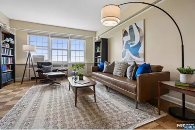 10 Crestmont Road 5J #5J, Montclair, NJ 07042 - Photo 4