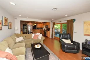 65 Clover Ct, New Milford, NJ 07646 - Photo 4