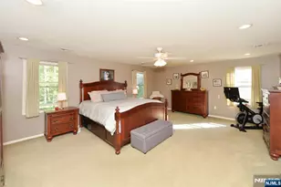 65 Clover Ct, New Milford, NJ 07646 - Photo 12