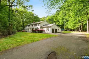 75 Woodcliff Lake Rd, Saddle River, NJ 07458 - Photo 8