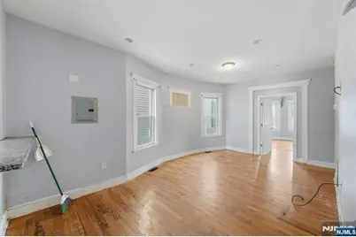 74 Hamilton Street, East Orange, NJ 07017 - Photo 8