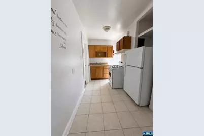 180 Shephard Avenue, Newark, NJ 07112 - Photo 20