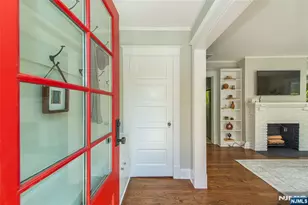 19 Carolin Rd, Montclair, NJ 07043 - Photo 2