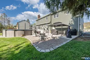 8 E Gate Dr, Vernon, NJ 07418 - Photo 2