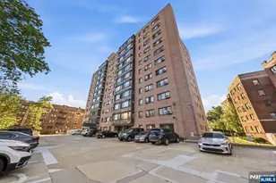 90 Prospect Ave 8C, Hackensack, NJ 07601 - Photo 28